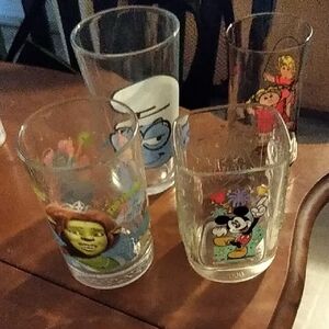 Character-Themed Glass Tumbler Bundle